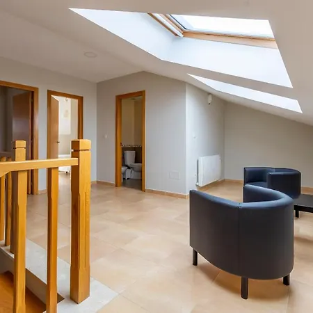 Apartment Duplex En Residencial Vichona En *